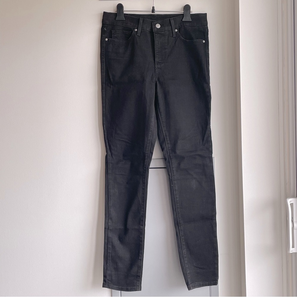 💗 LEVI’S Black Skinny Jeans